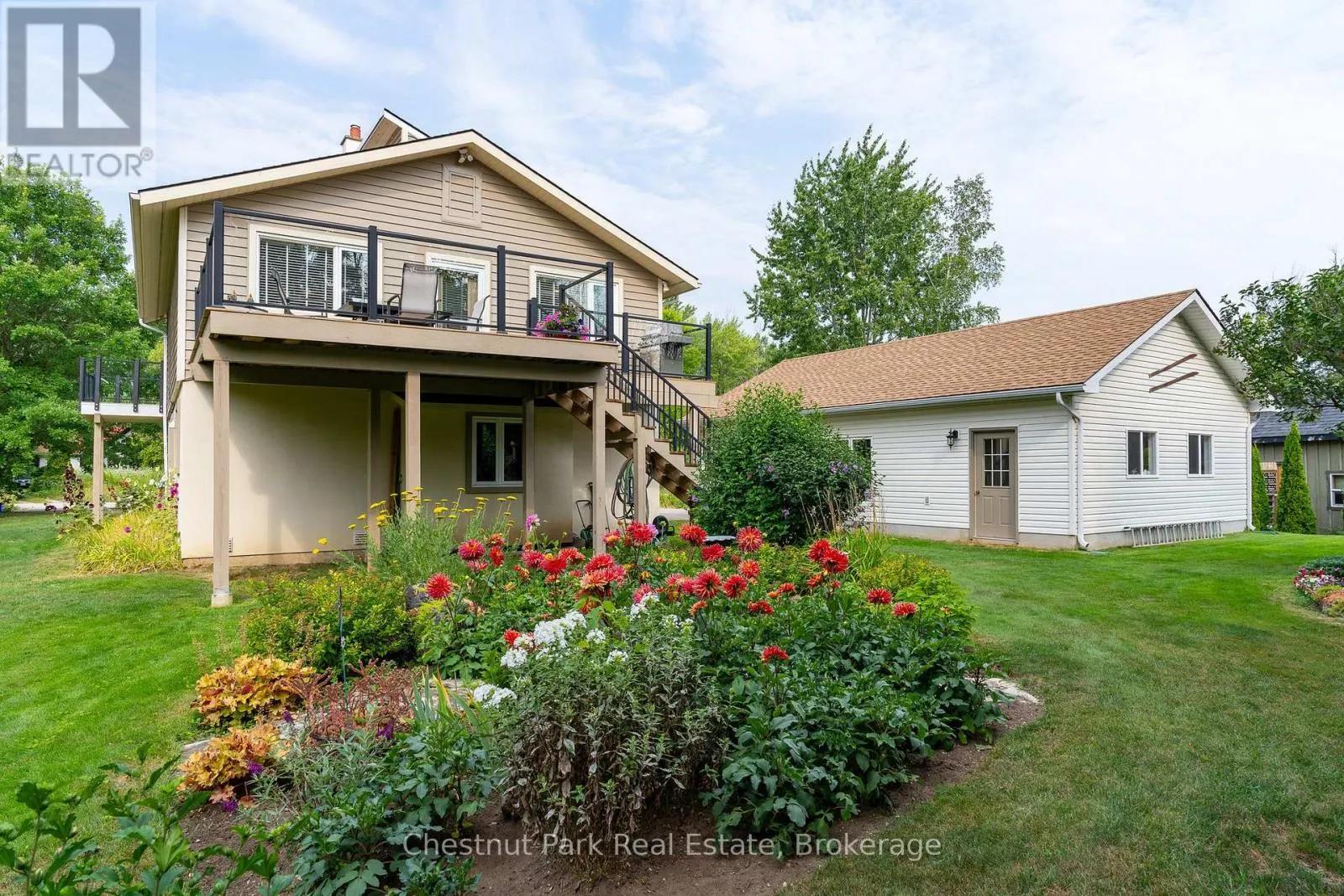 119 MARTIN GROVE