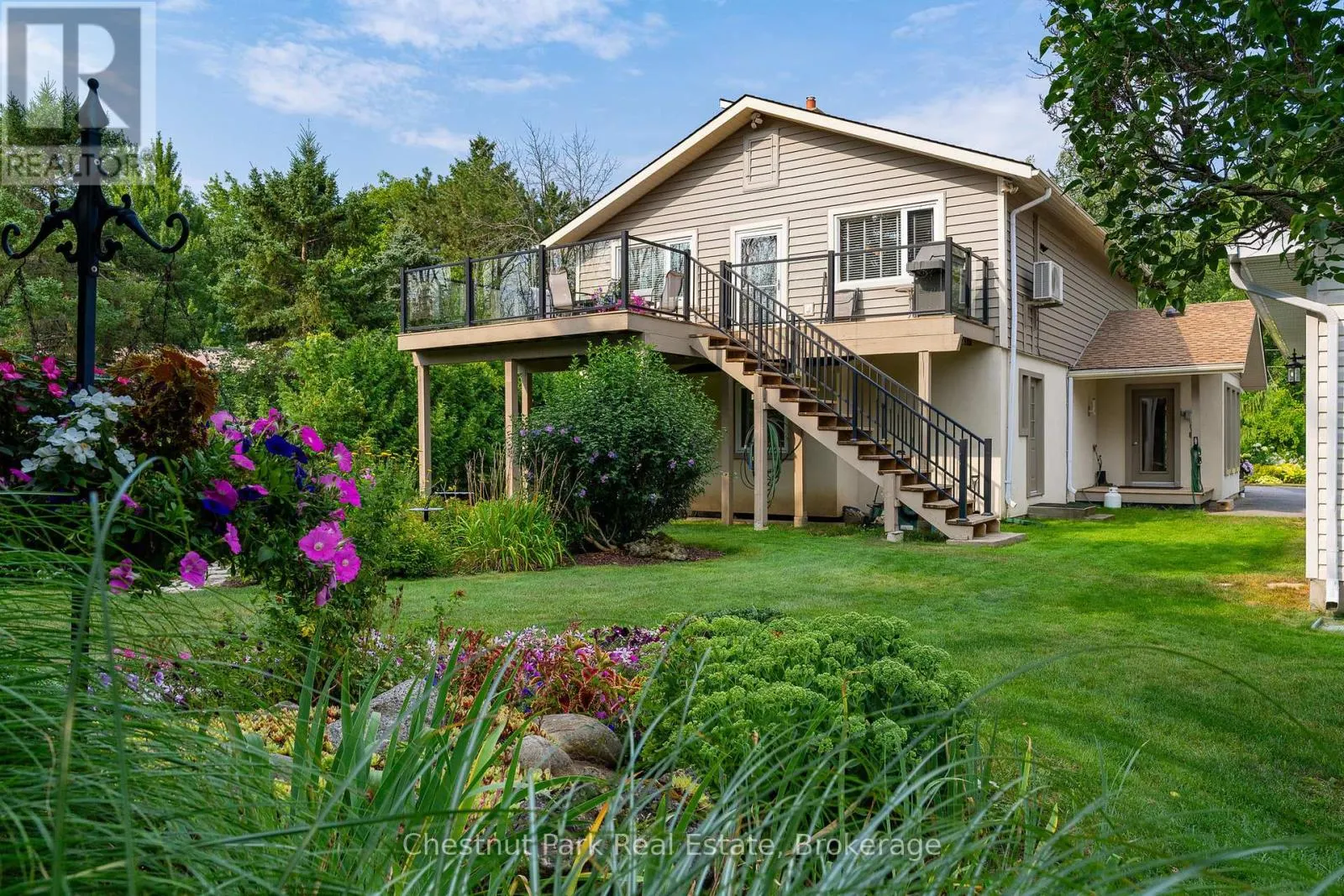 119 MARTIN GROVE