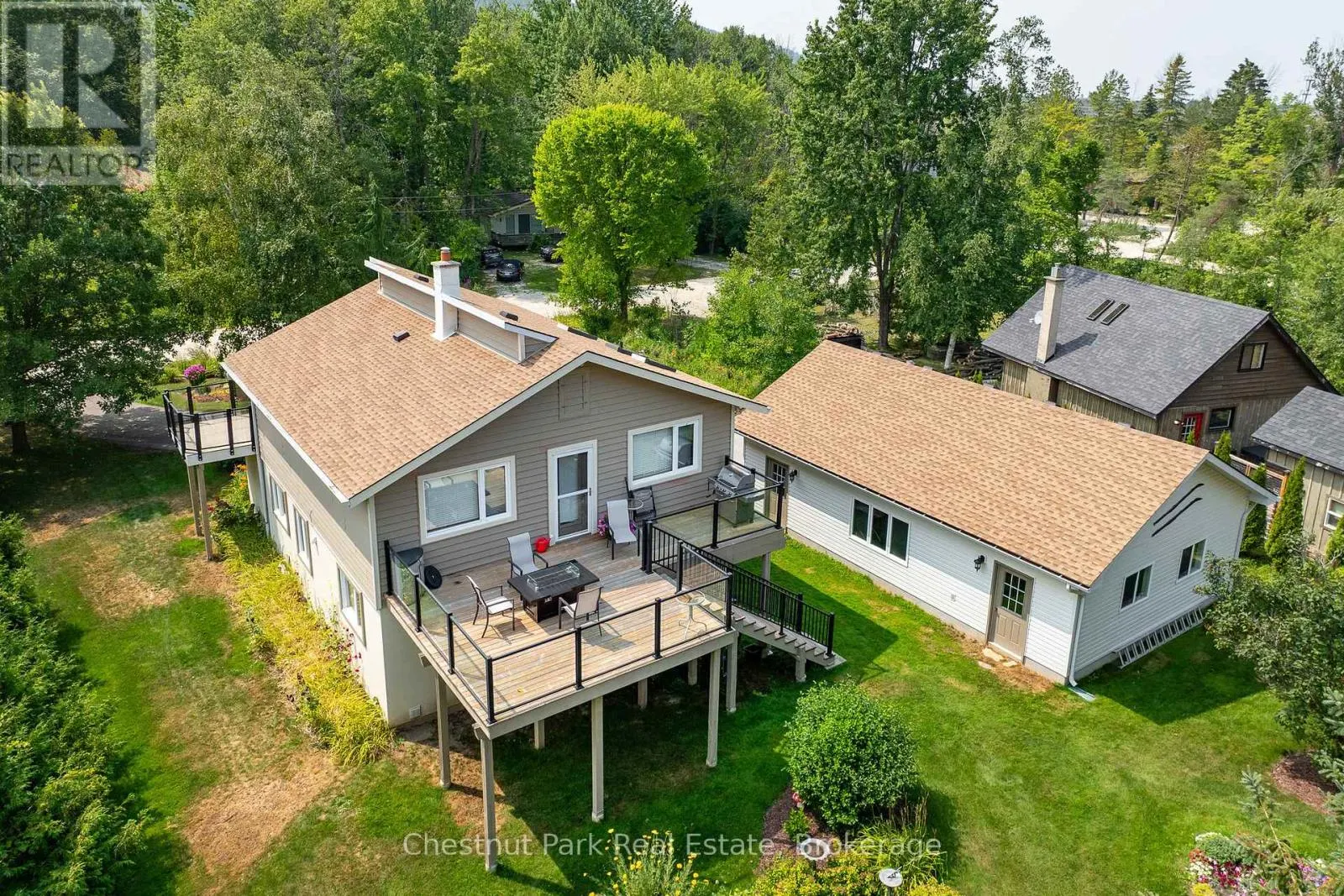 119 MARTIN GROVE