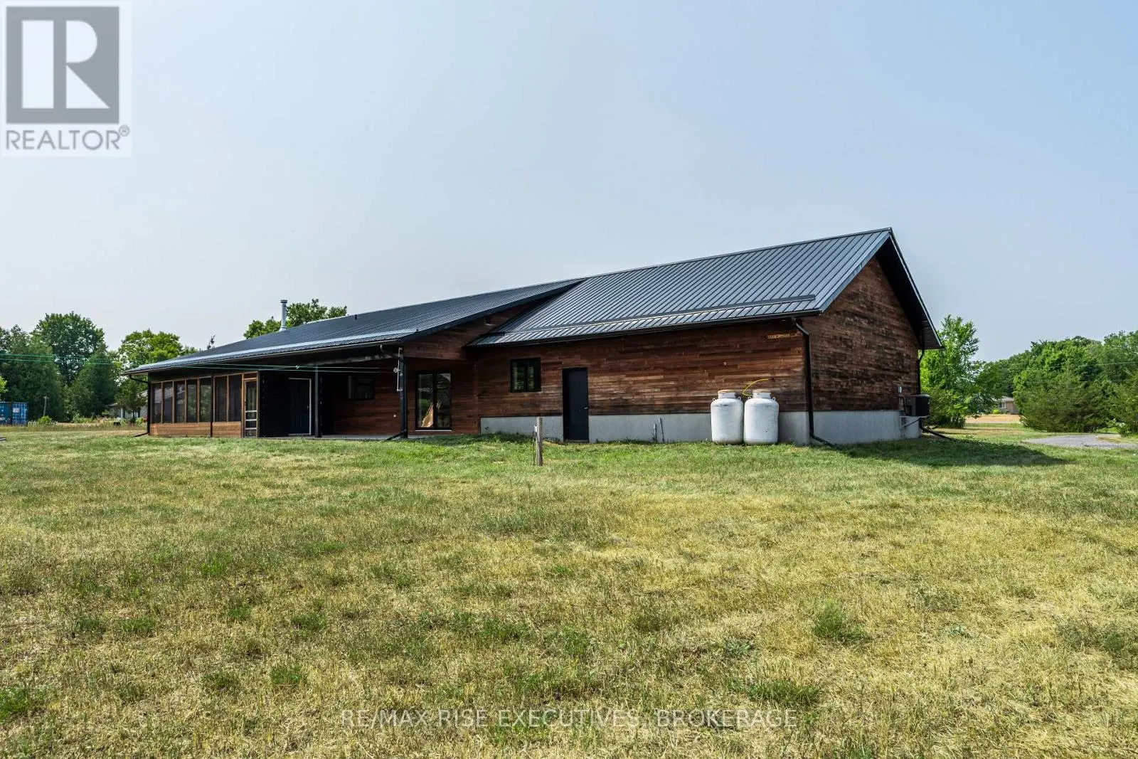 2621 COUNTY ROAD 6 ROAD N