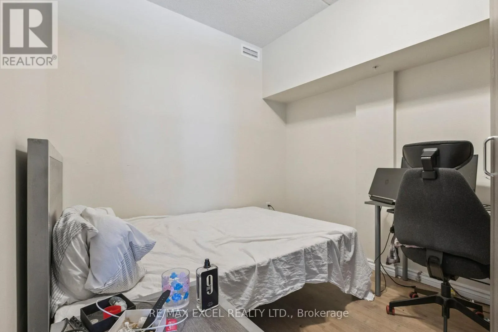 G607 - 275 LARCH STREET