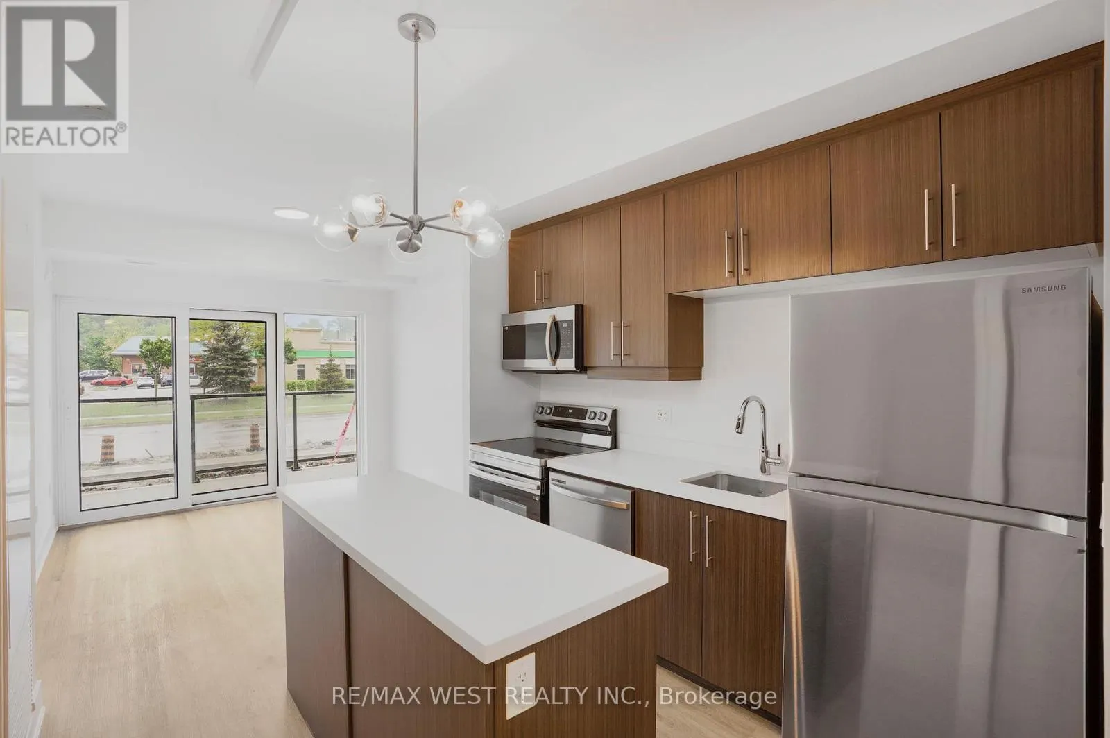 G03 - 575 CONKLIN ROAD