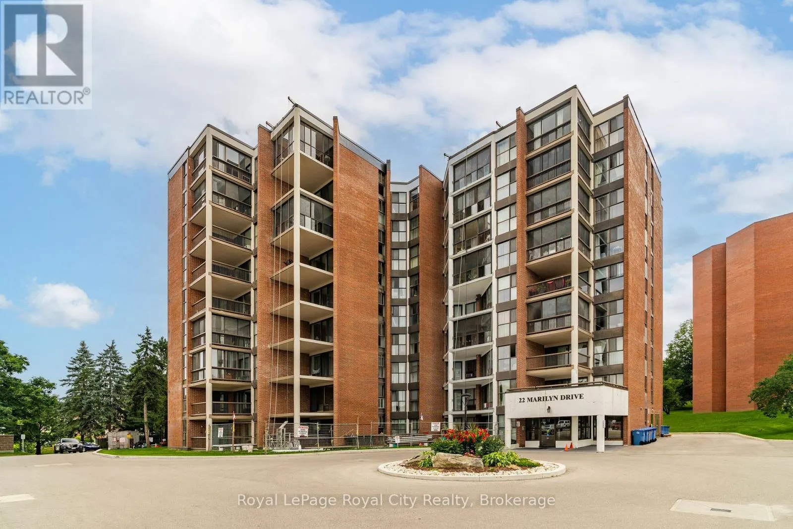 803 - 22 MARILYN DRIVE, #803