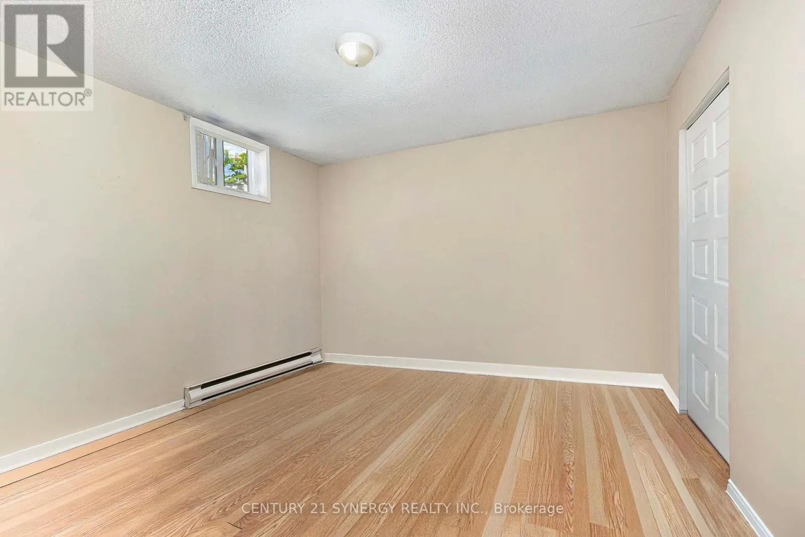 389 THOMAS STREET