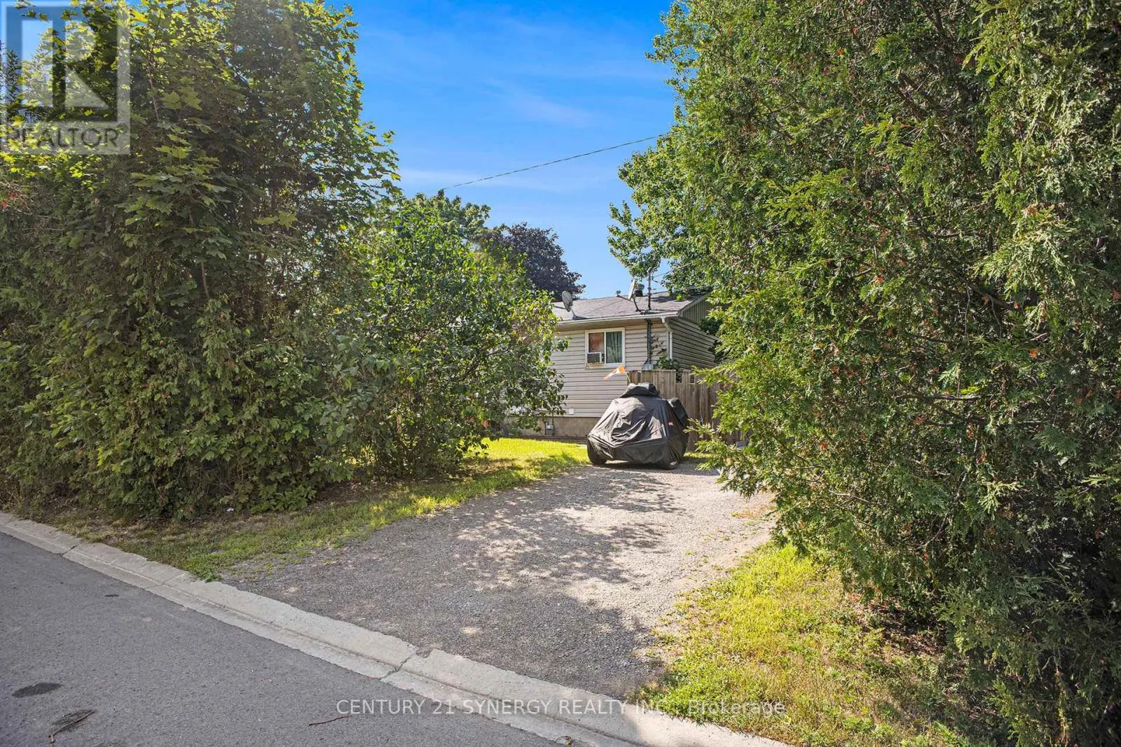 389 THOMAS STREET