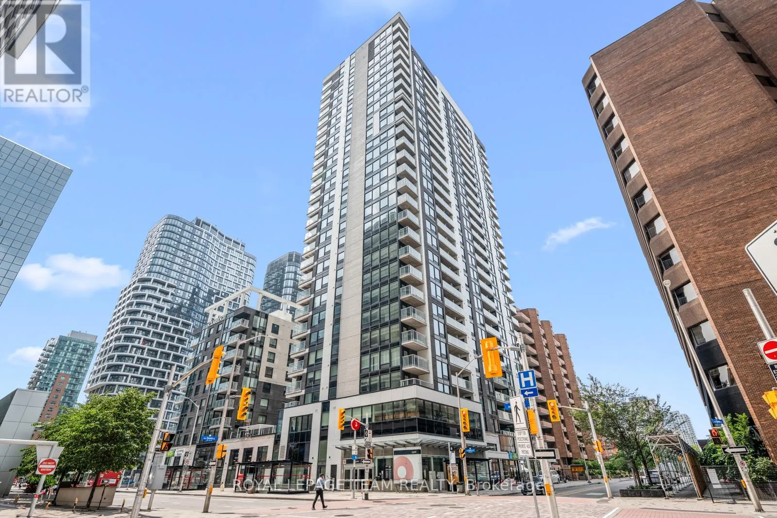 2603 - 340 QUEEN STREET