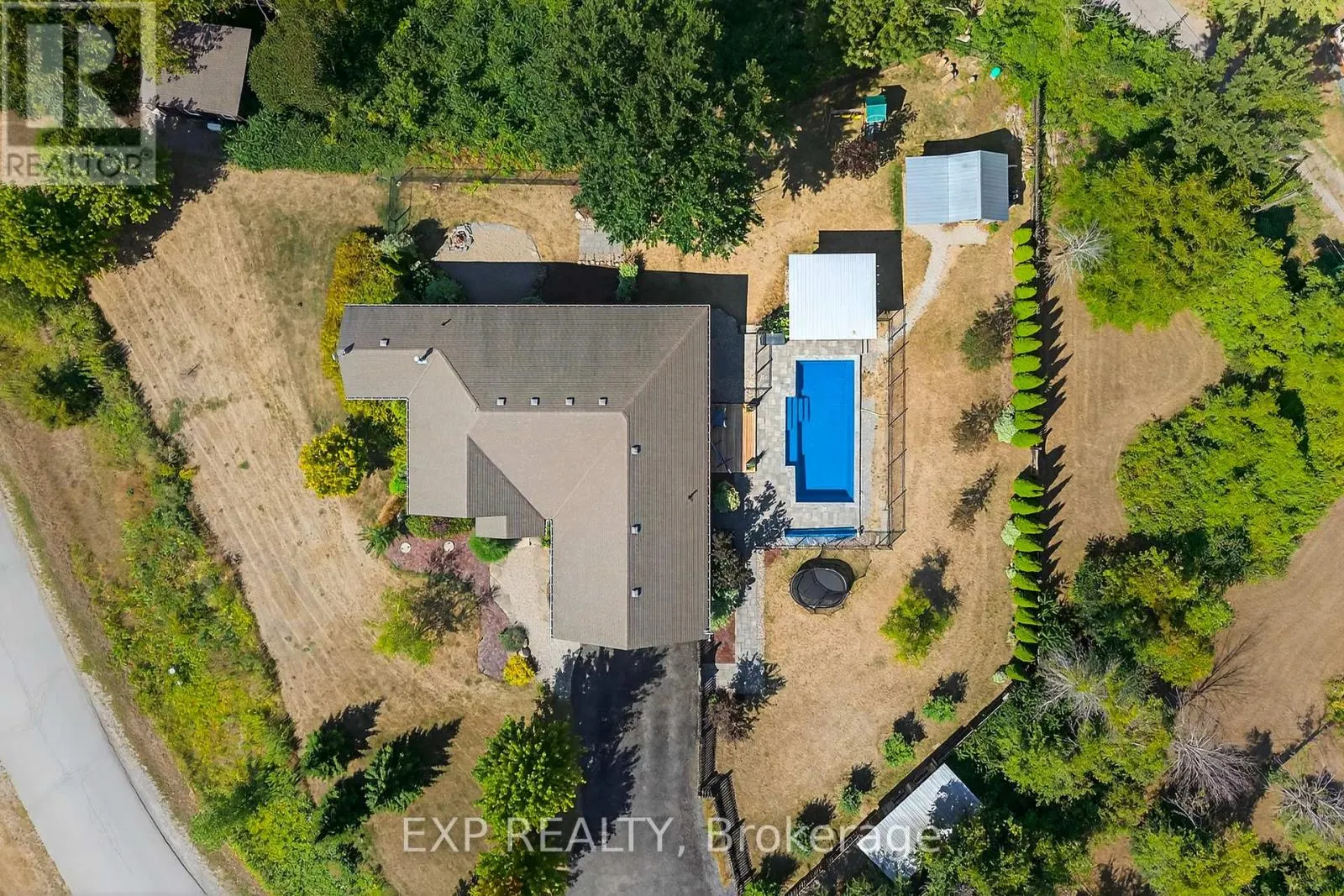 12 OLDE STONE ROAD