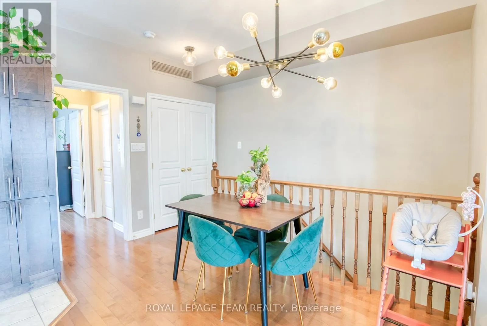 159 EYE BRIGHT CRESCENT