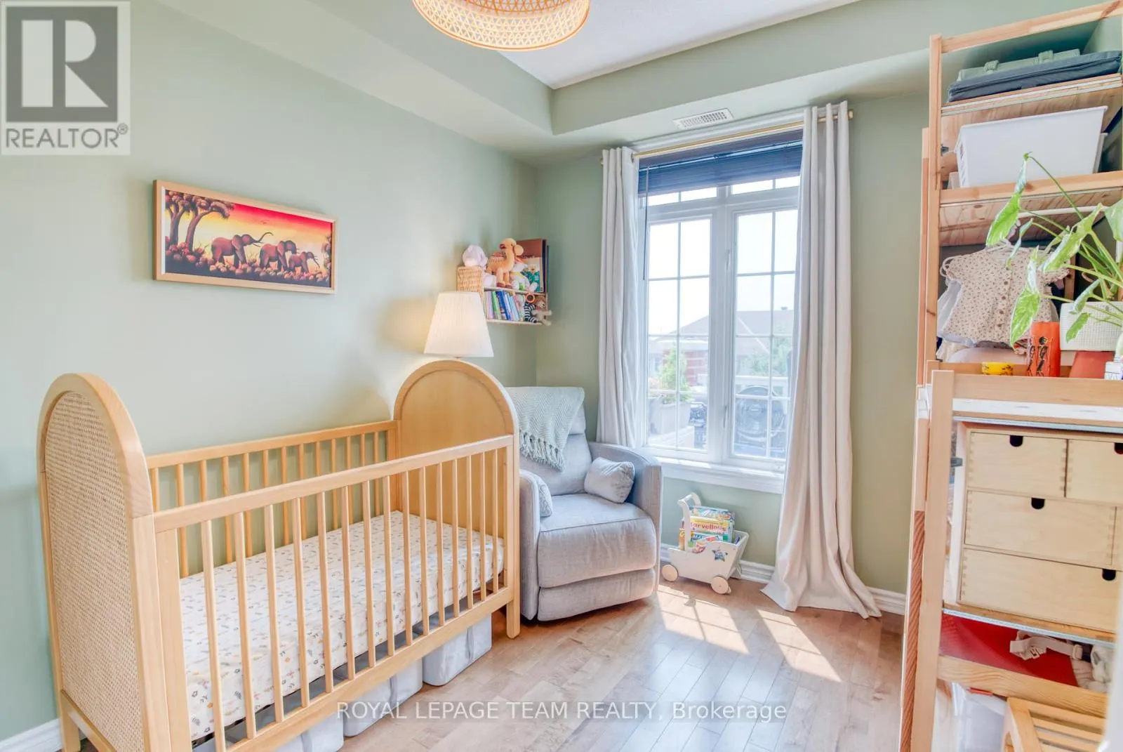 159 EYE BRIGHT CRESCENT