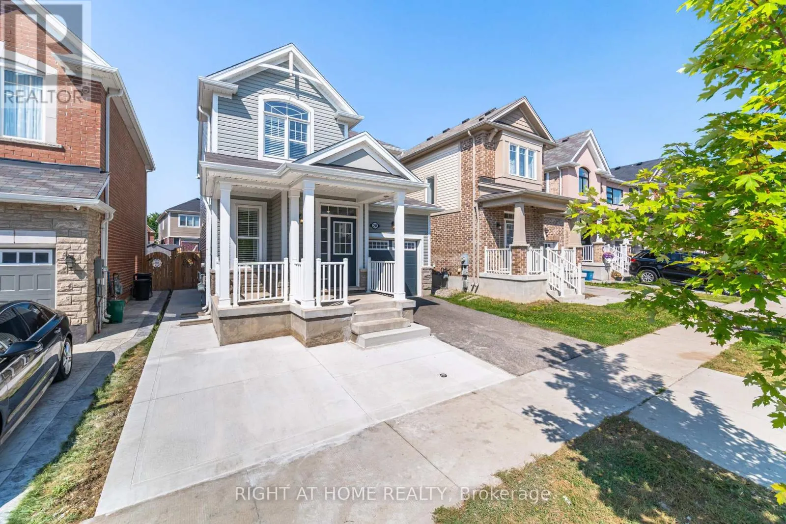 28 PICKETT PLACE