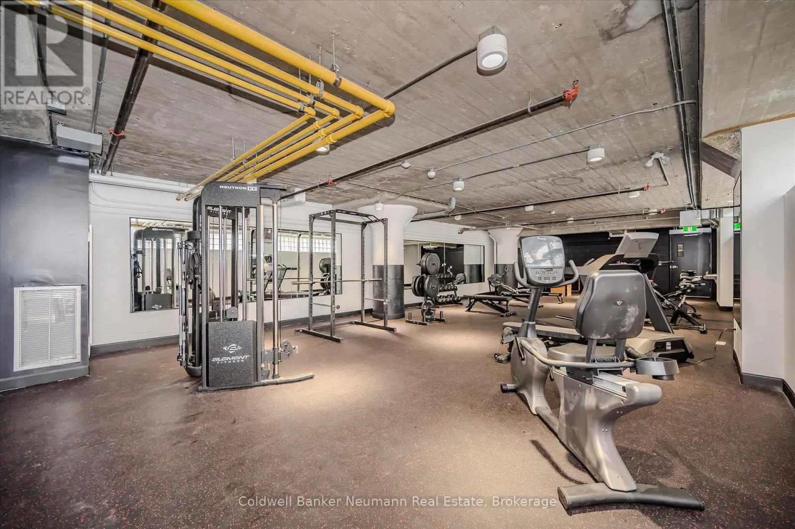 218 - 120 HURON STREET, #218