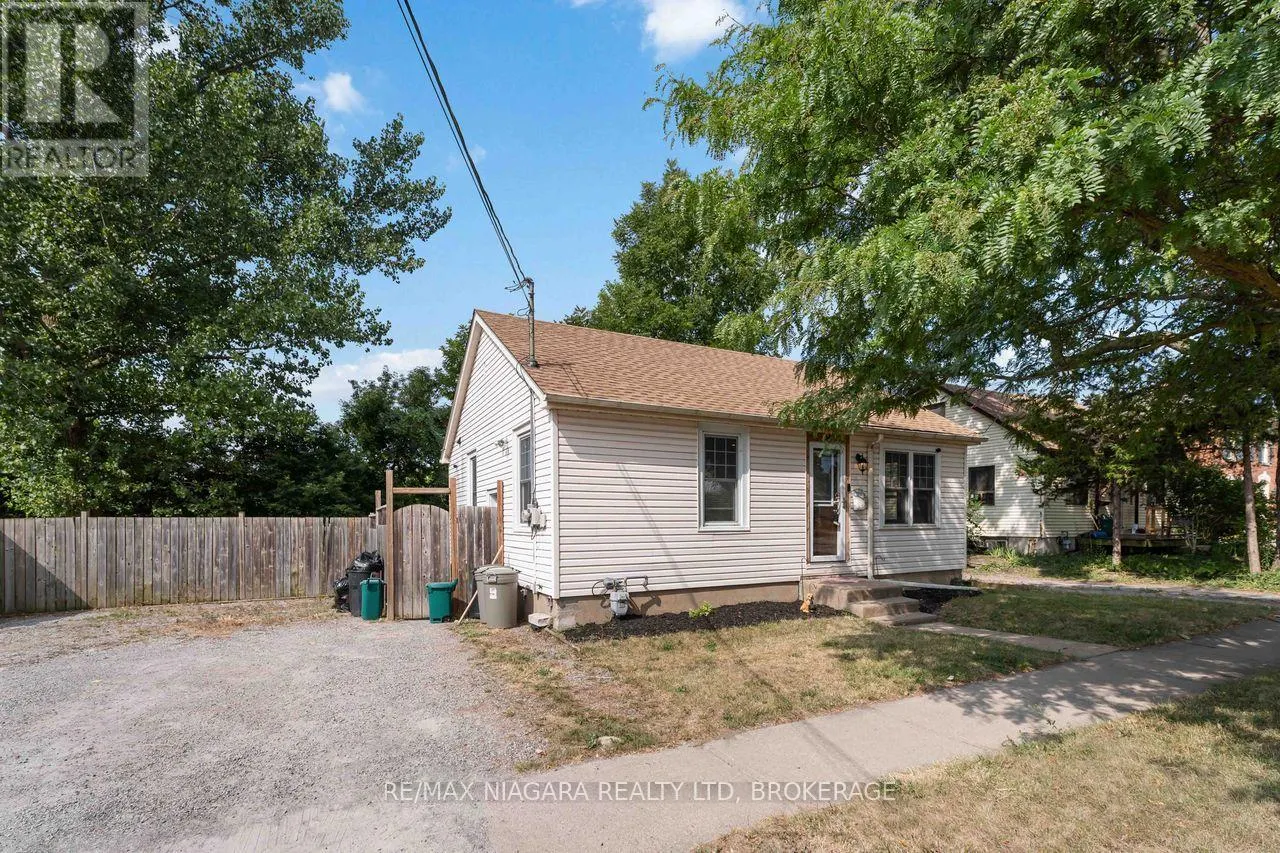 107 OAKDALE AVENUE