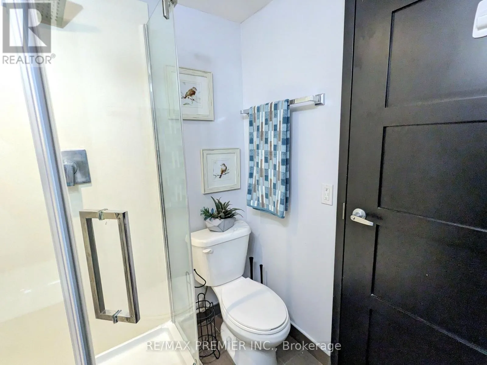 S803 - 330 PHILLIP STREET