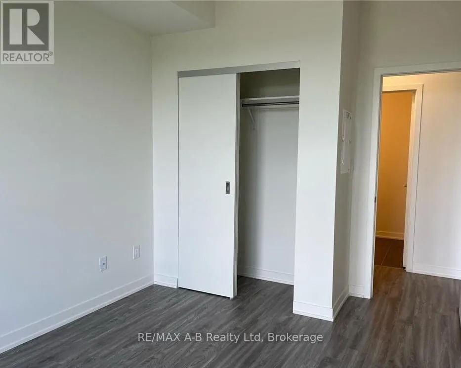 1411 - 128 KING STREET N, #1411