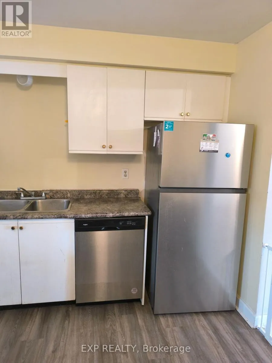 2 - 311 VESTA ROAD, #2