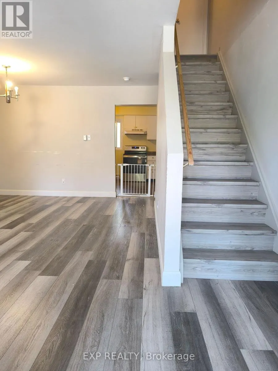 2 - 311 VESTA ROAD, #2