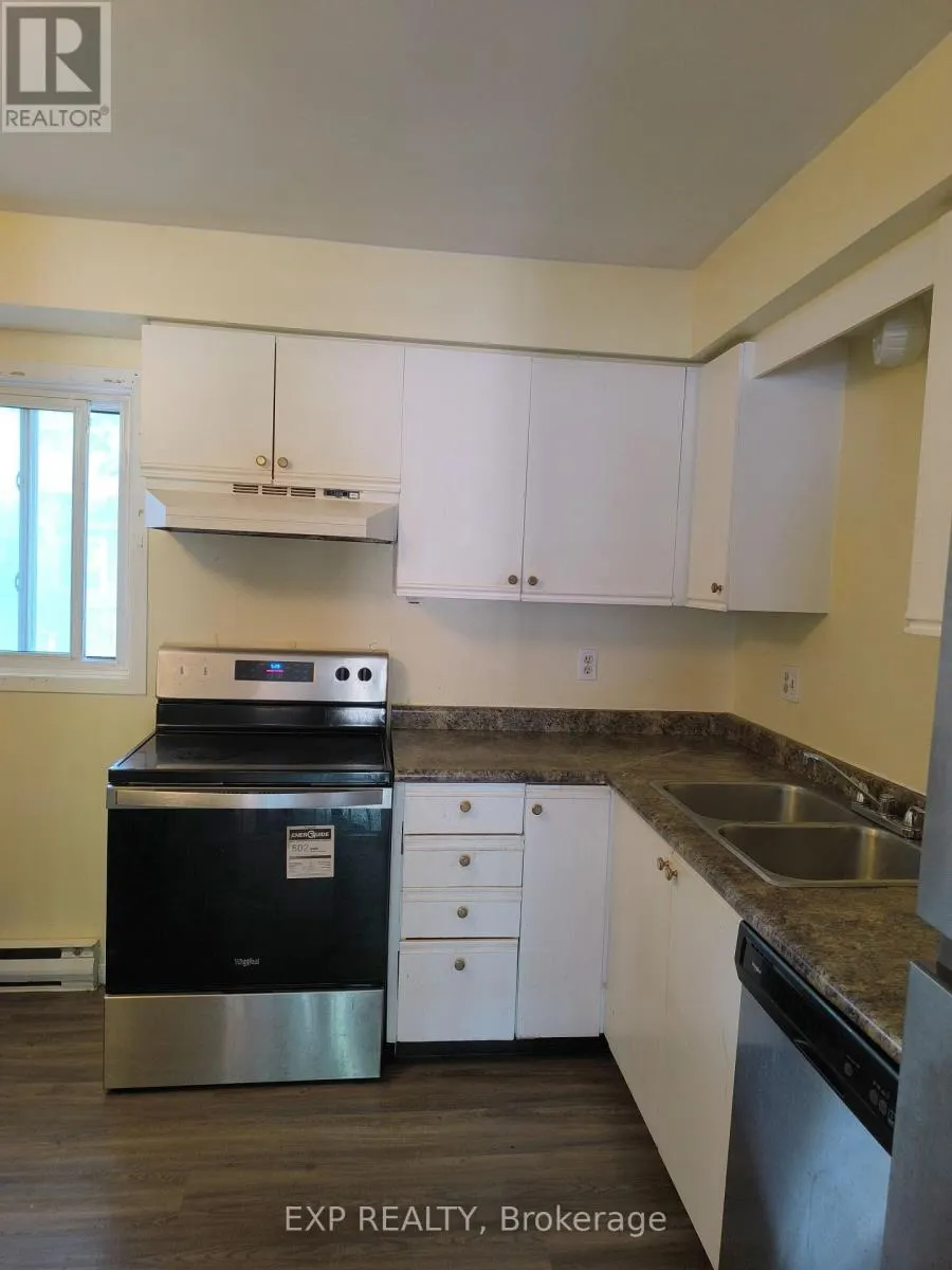 2 - 311 VESTA ROAD, #2