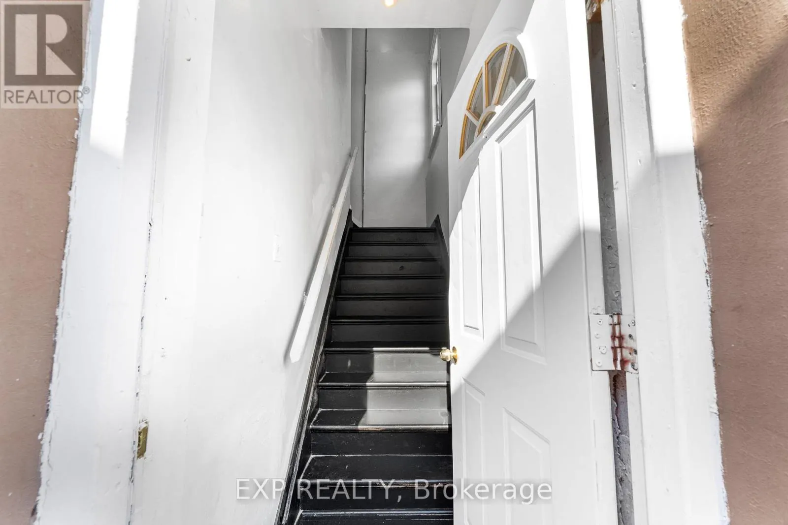 4553 FERGUSON STREET