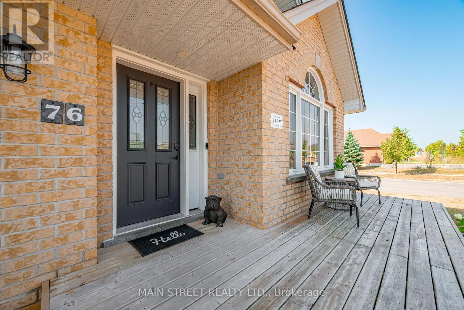 76 LAURENT BOULEVARD