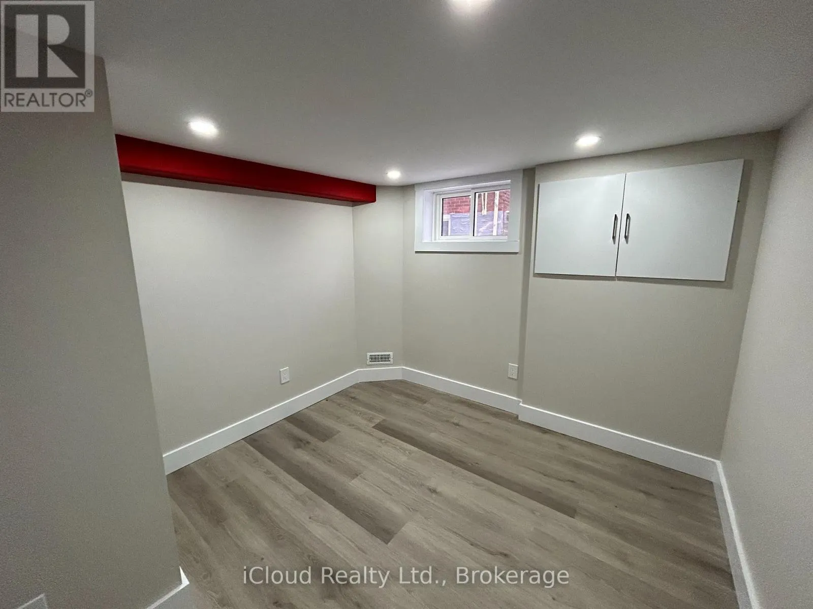 UNIT 1 - 152 WEBER STREET E