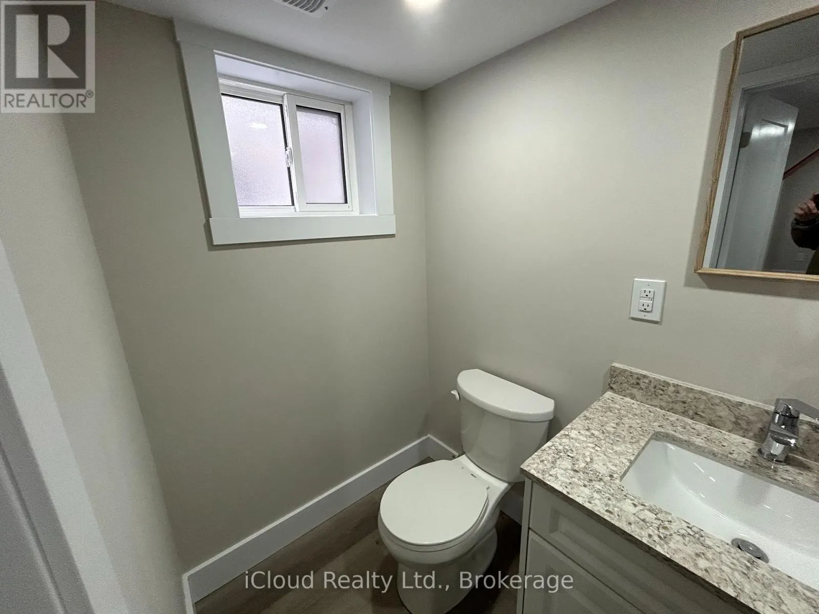 UNIT 1 - 152 WEBER STREET E