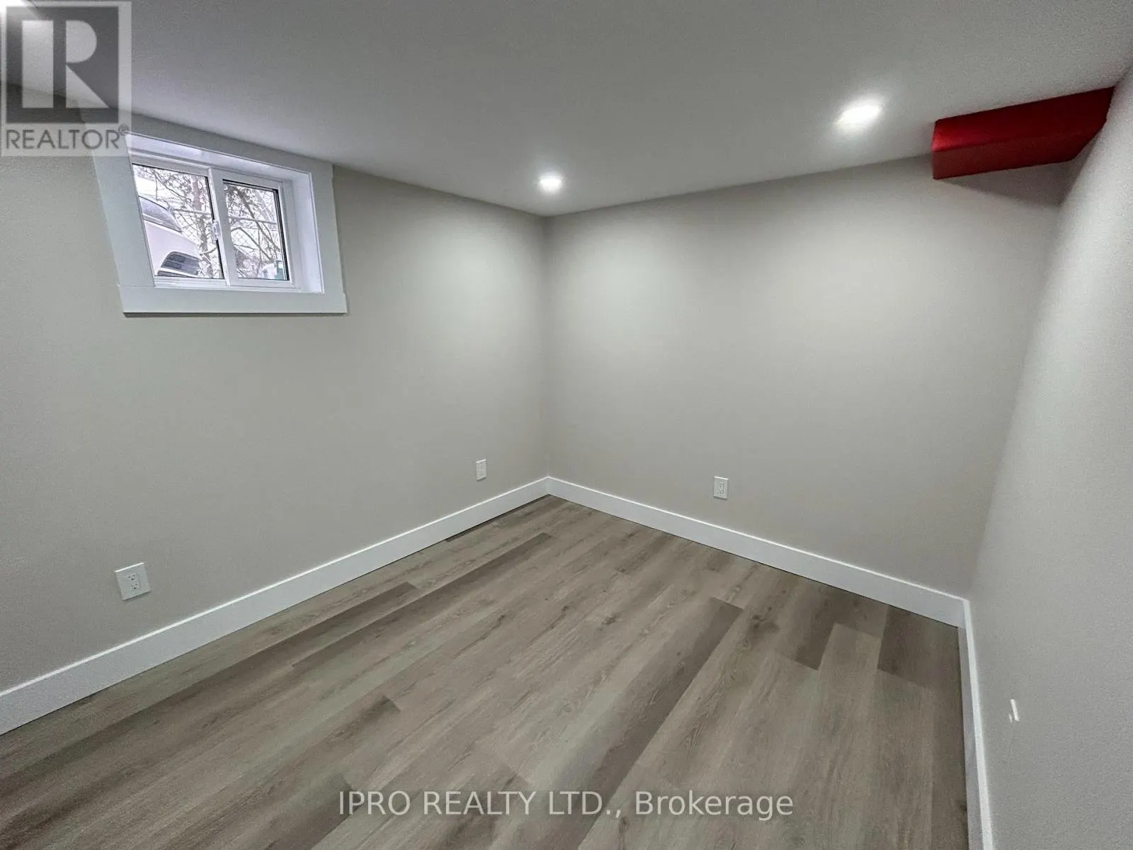 UNIT 1 - 152 WEBER STREET E