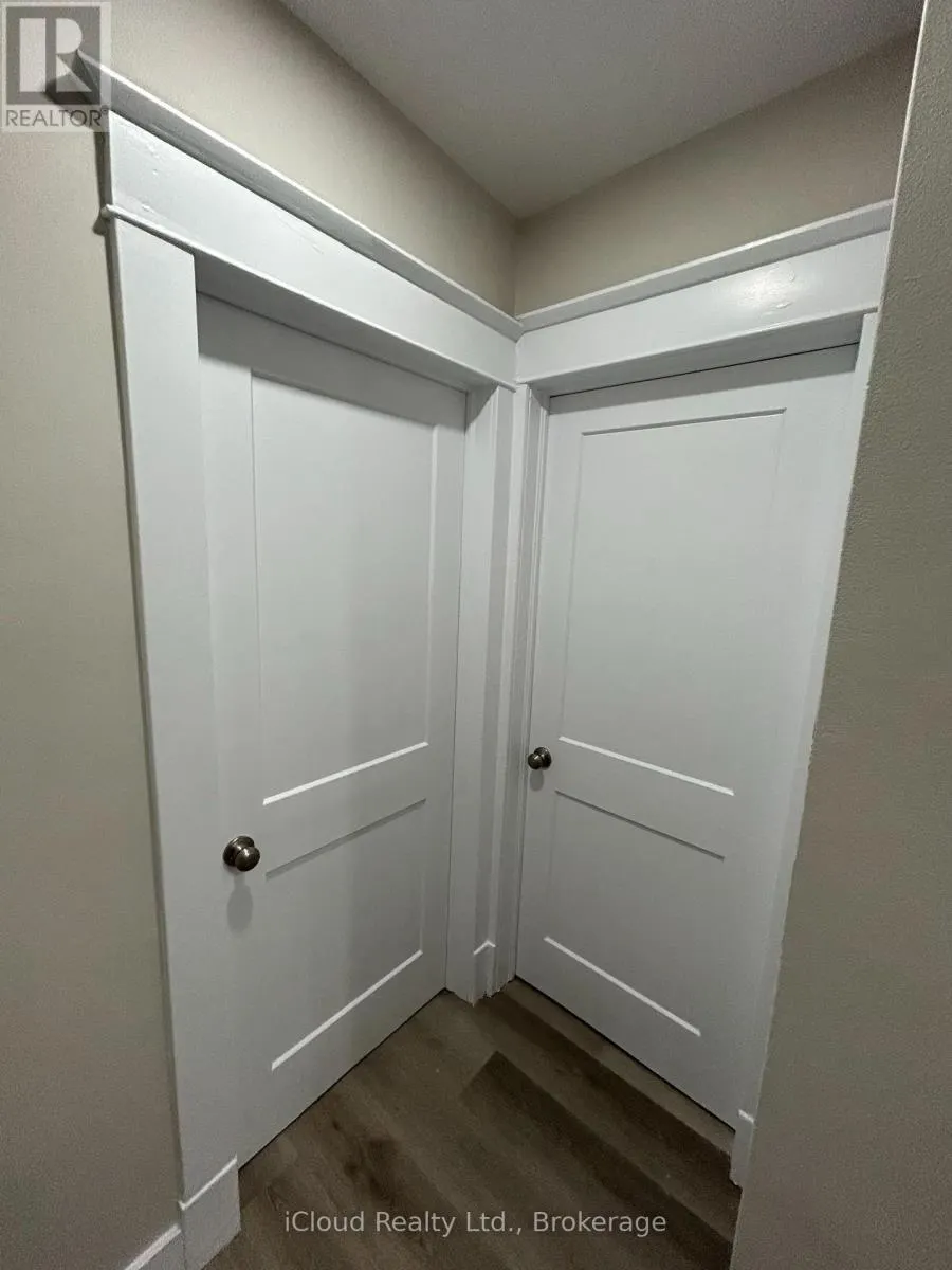UNIT 1 - 152 WEBER STREET E