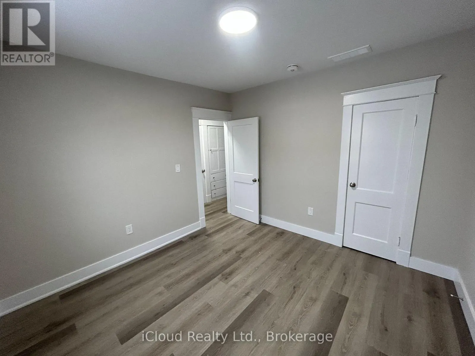 UNIT 2 - 152 WEBER STREET E