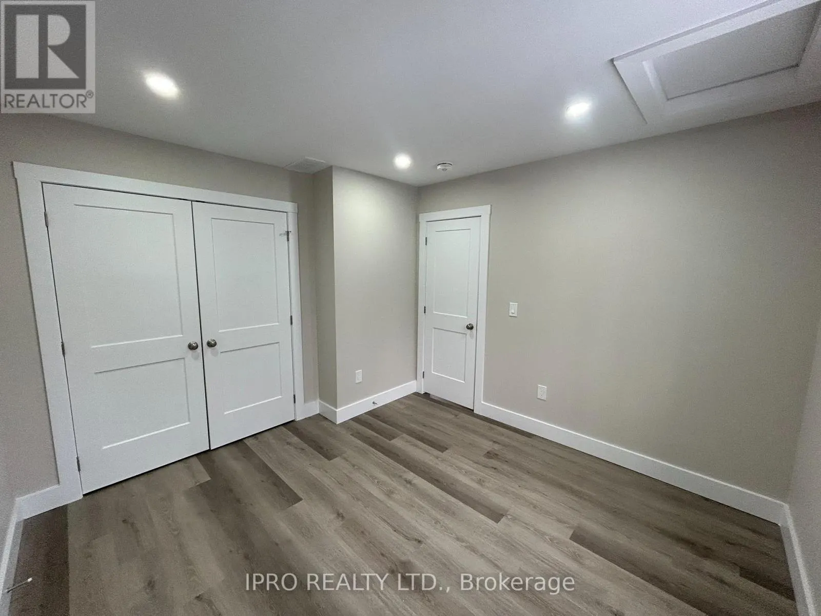 UNIT 2 - 152 WEBER STREET E