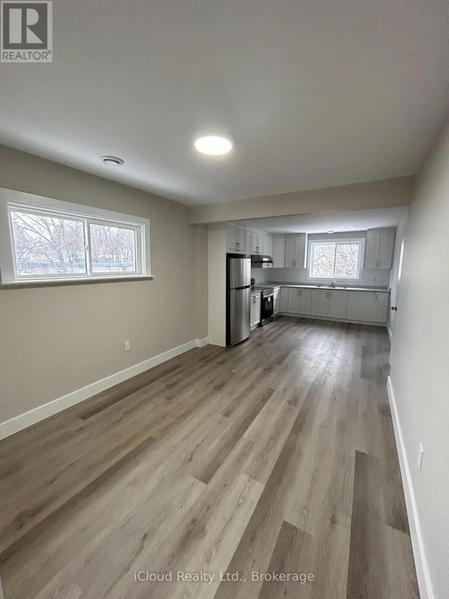 UNIT 2 - 152 WEBER STREET E