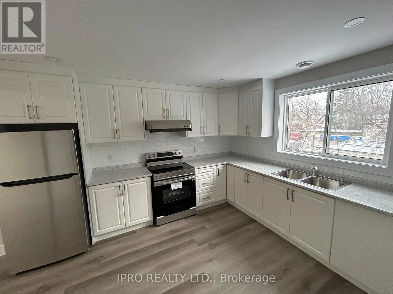 UNIT 2 - 152 WEBER STREET E