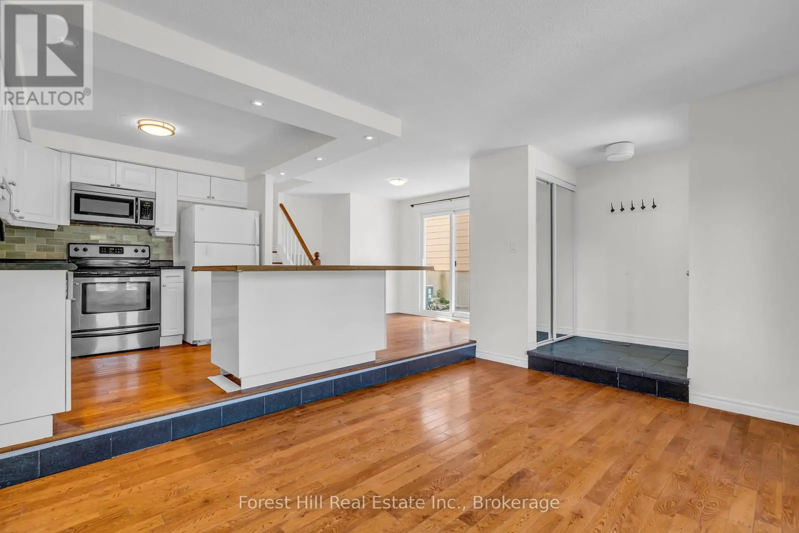15 HOMESTEAD PLACE