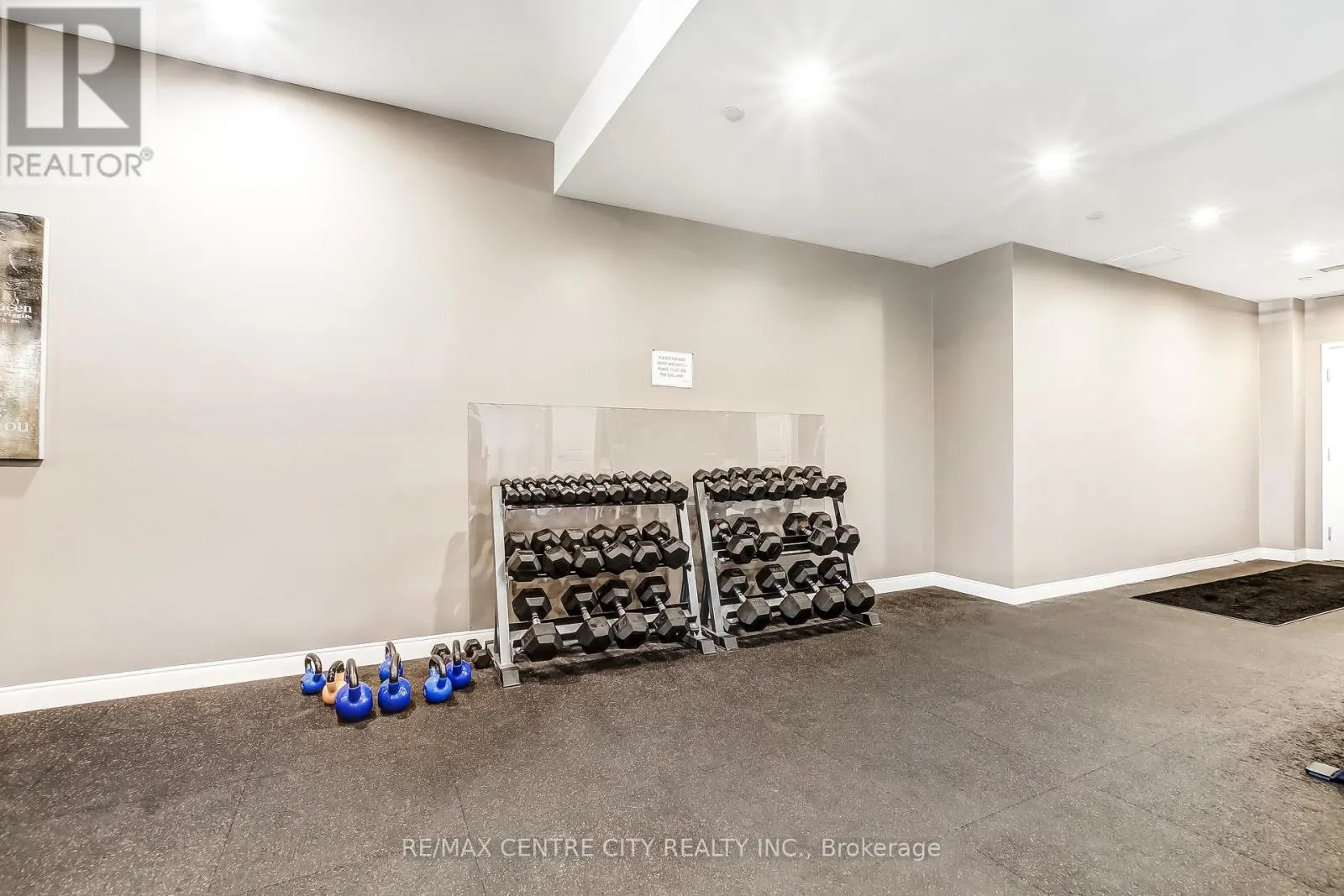 2401 - 330 RIDOUT STREET N, #2401