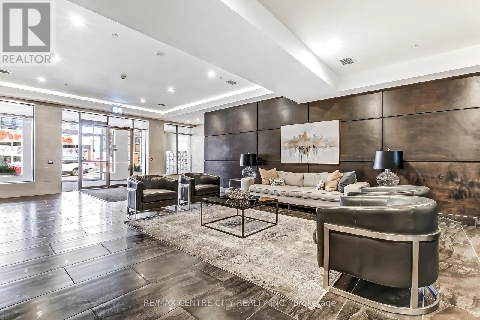 2401 - 330 RIDOUT STREET N, #2401