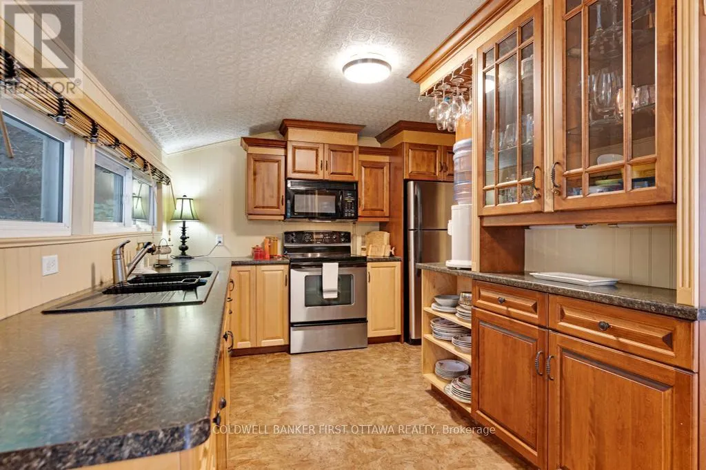 4712 BRITON HOUGHTON BAY ROAD