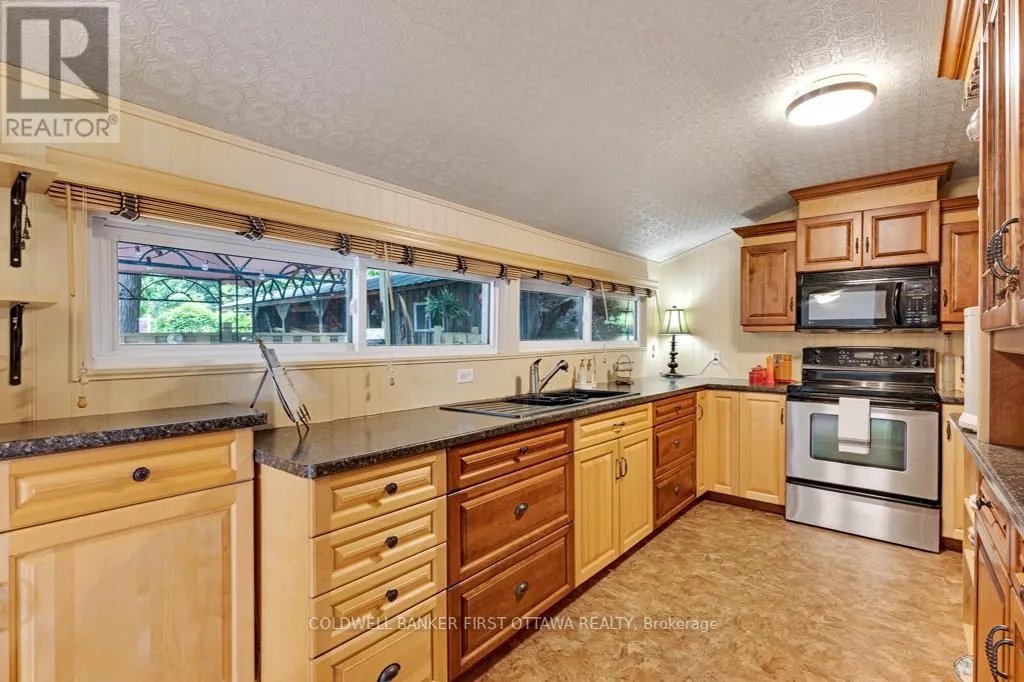 4712 BRITON HOUGHTON BAY ROAD