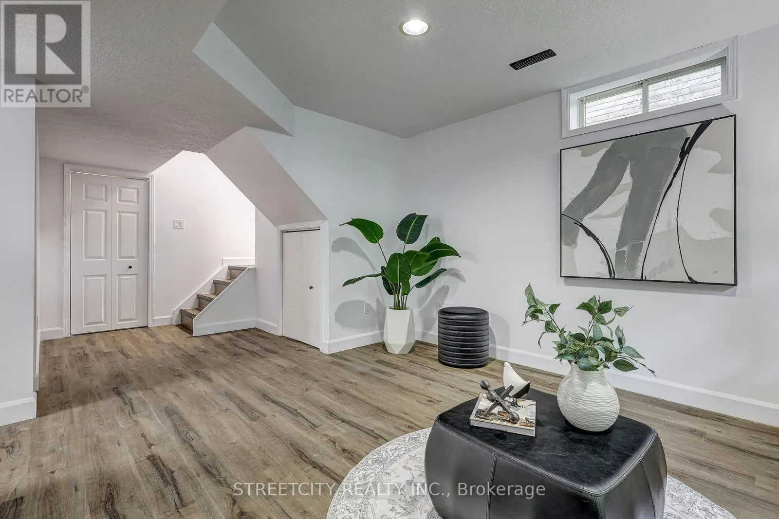 25 AXFORD PARKWAY
