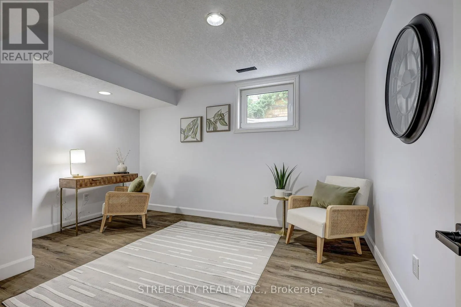 25 AXFORD PARKWAY