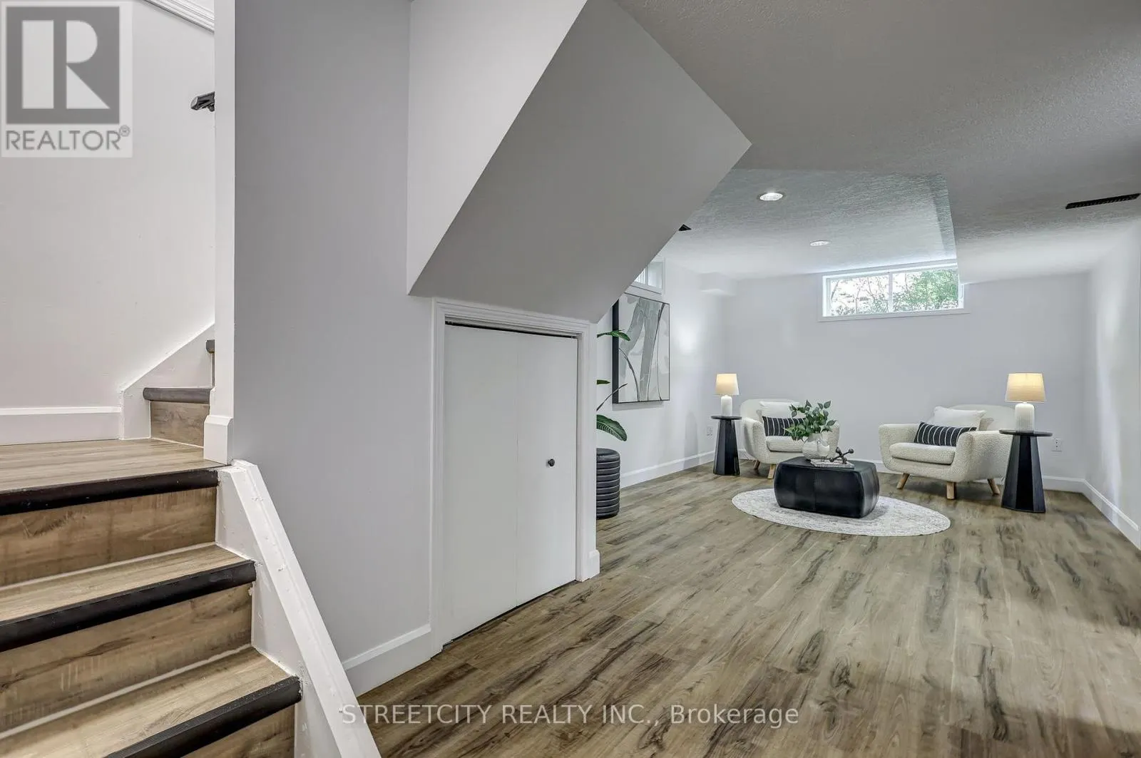 25 AXFORD PARKWAY