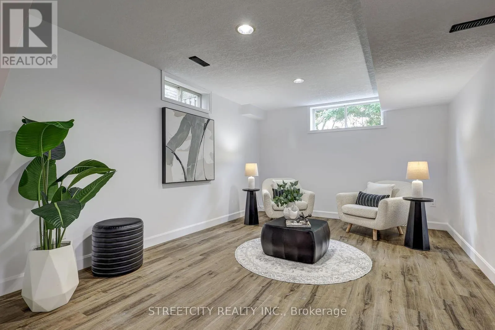 25 AXFORD PARKWAY