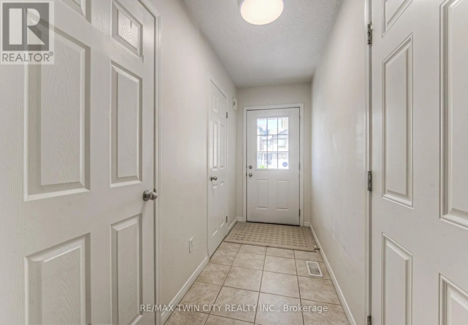 1332 COUNTRYSTONE DRIVE