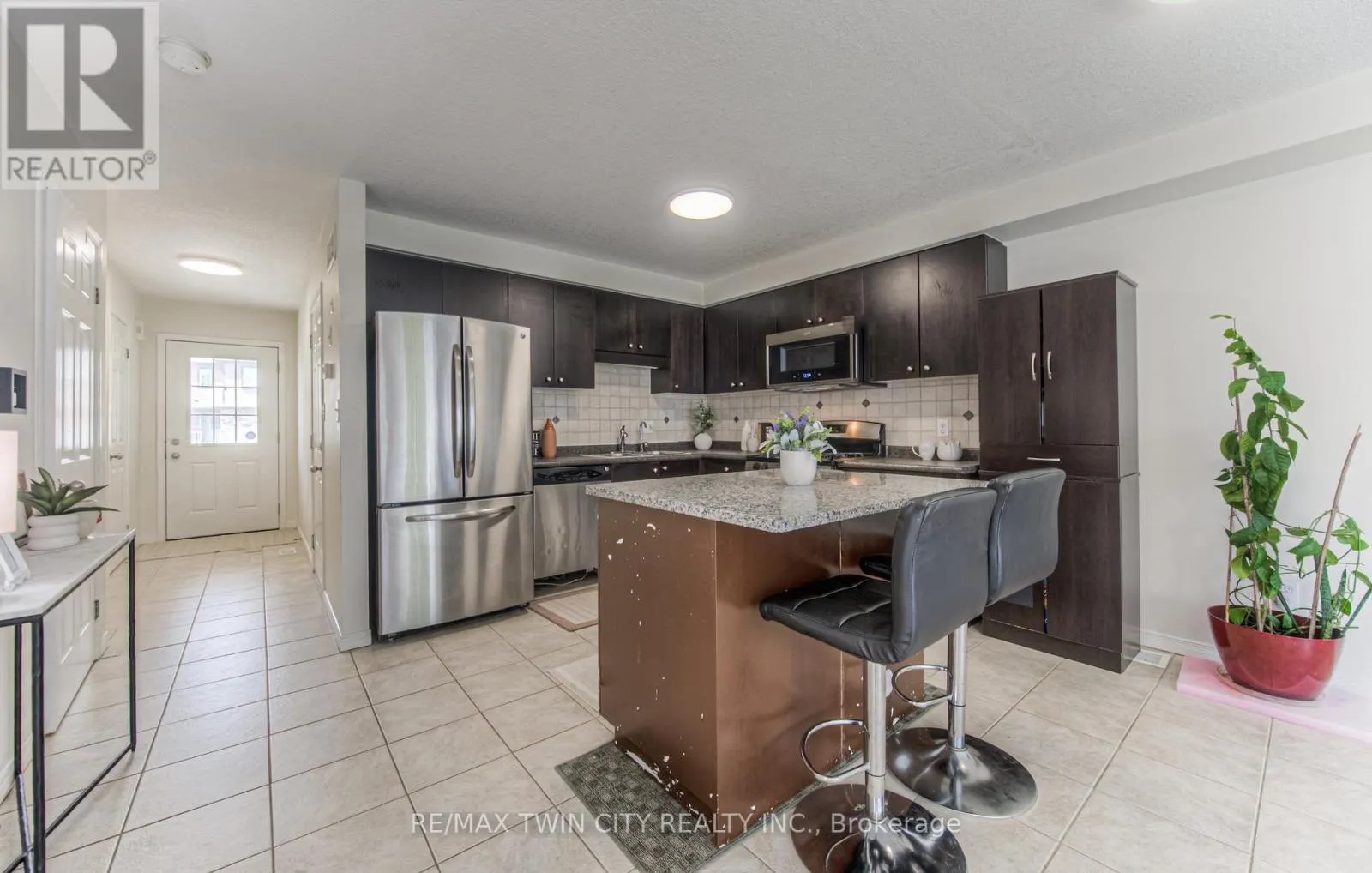 1332 COUNTRYSTONE DRIVE