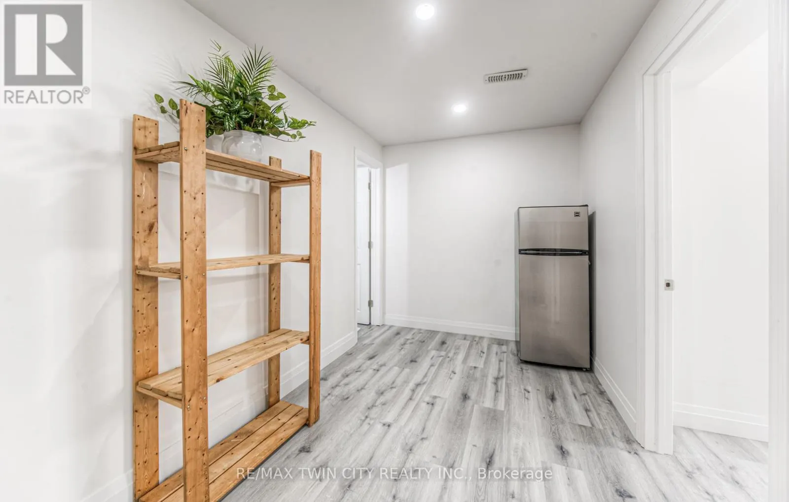 1332 COUNTRYSTONE DRIVE