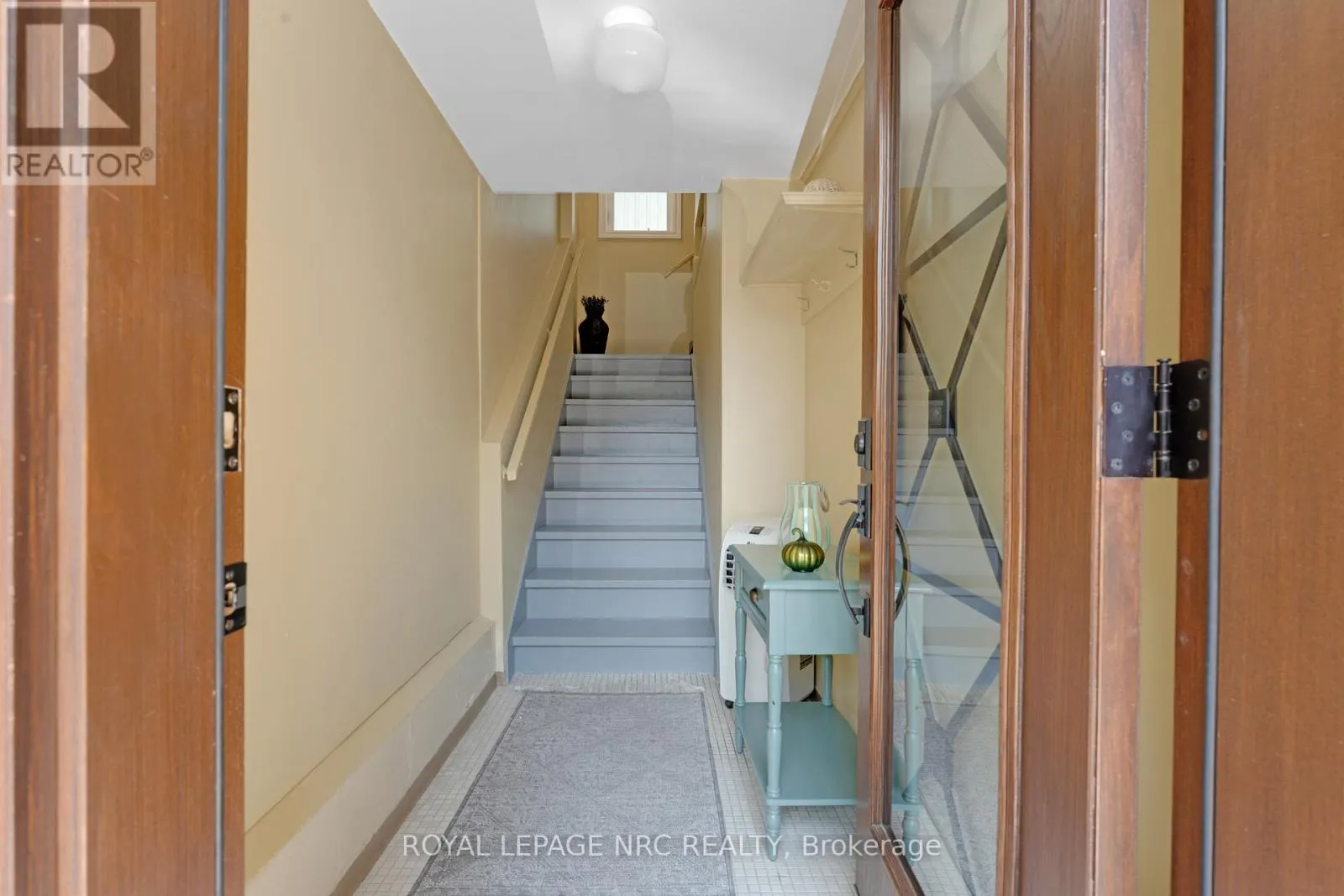 2435 DORCHESTER ROAD