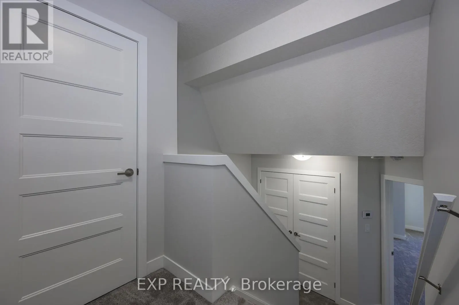 83 - 3380 SINGLETON AVENUE, #83