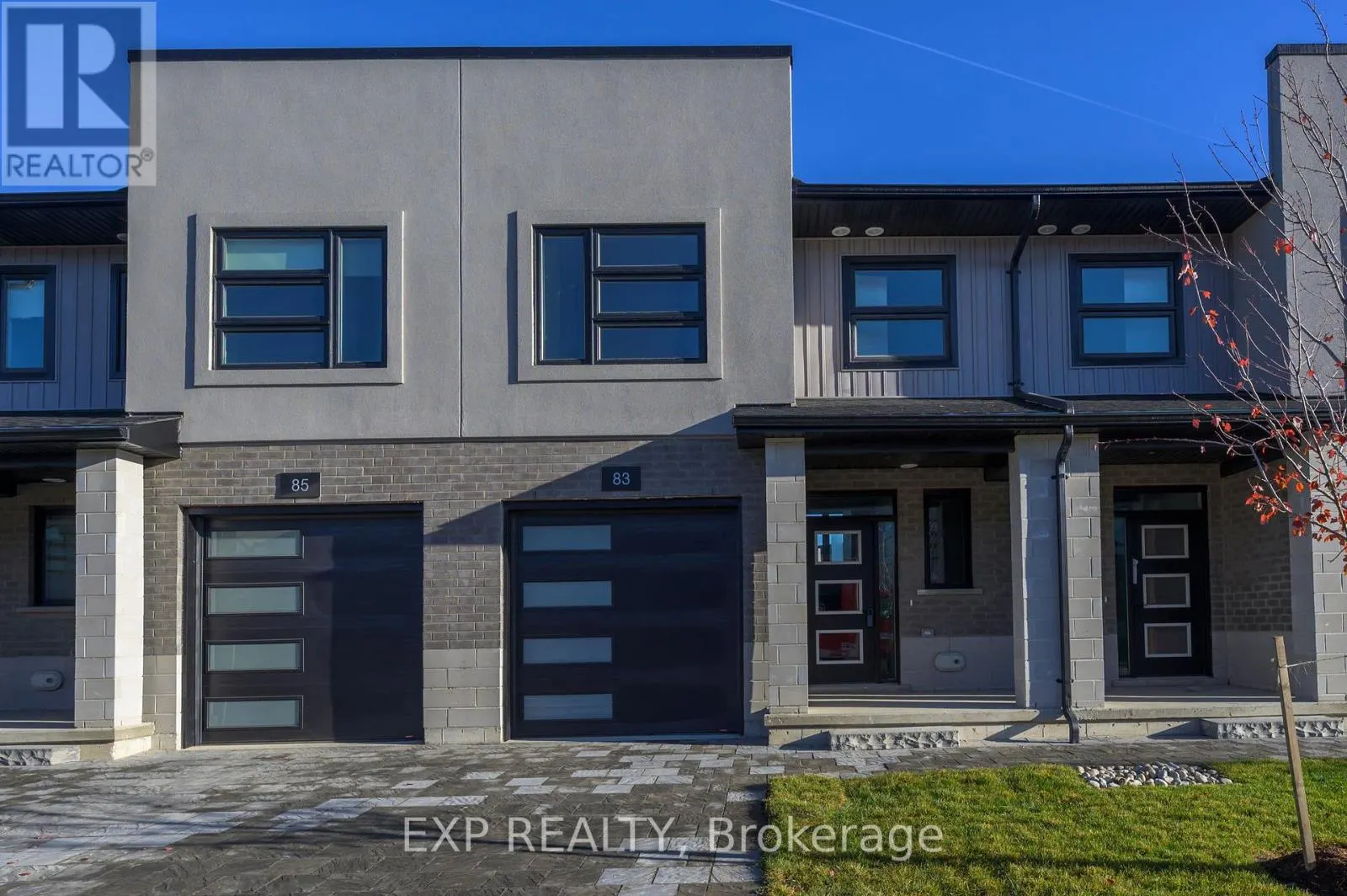 83 - 3380 SINGLETON AVENUE, #83