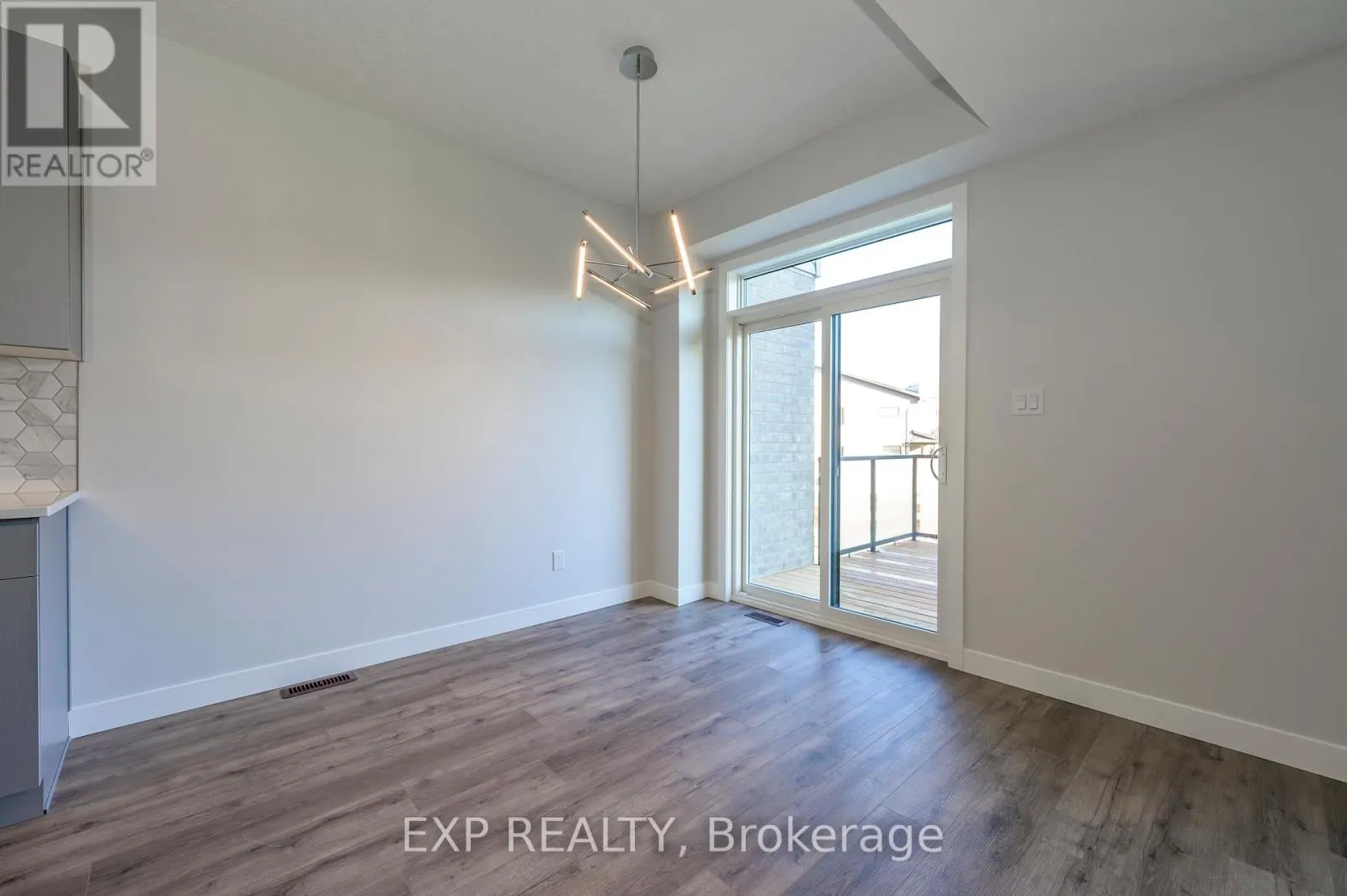 83 - 3380 SINGLETON AVENUE, #83