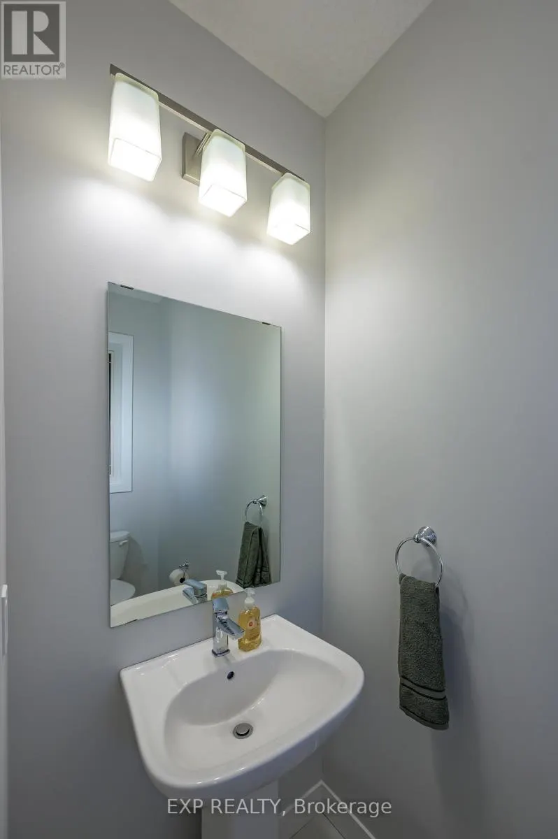 83 - 3380 SINGLETON AVENUE, #83