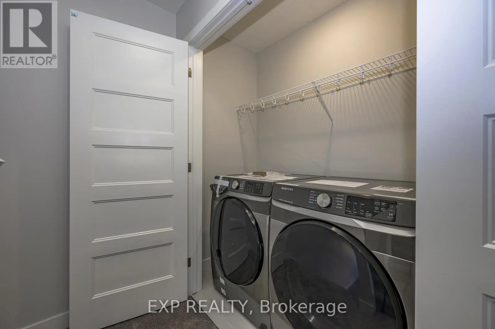 83 - 3380 SINGLETON AVENUE, #83