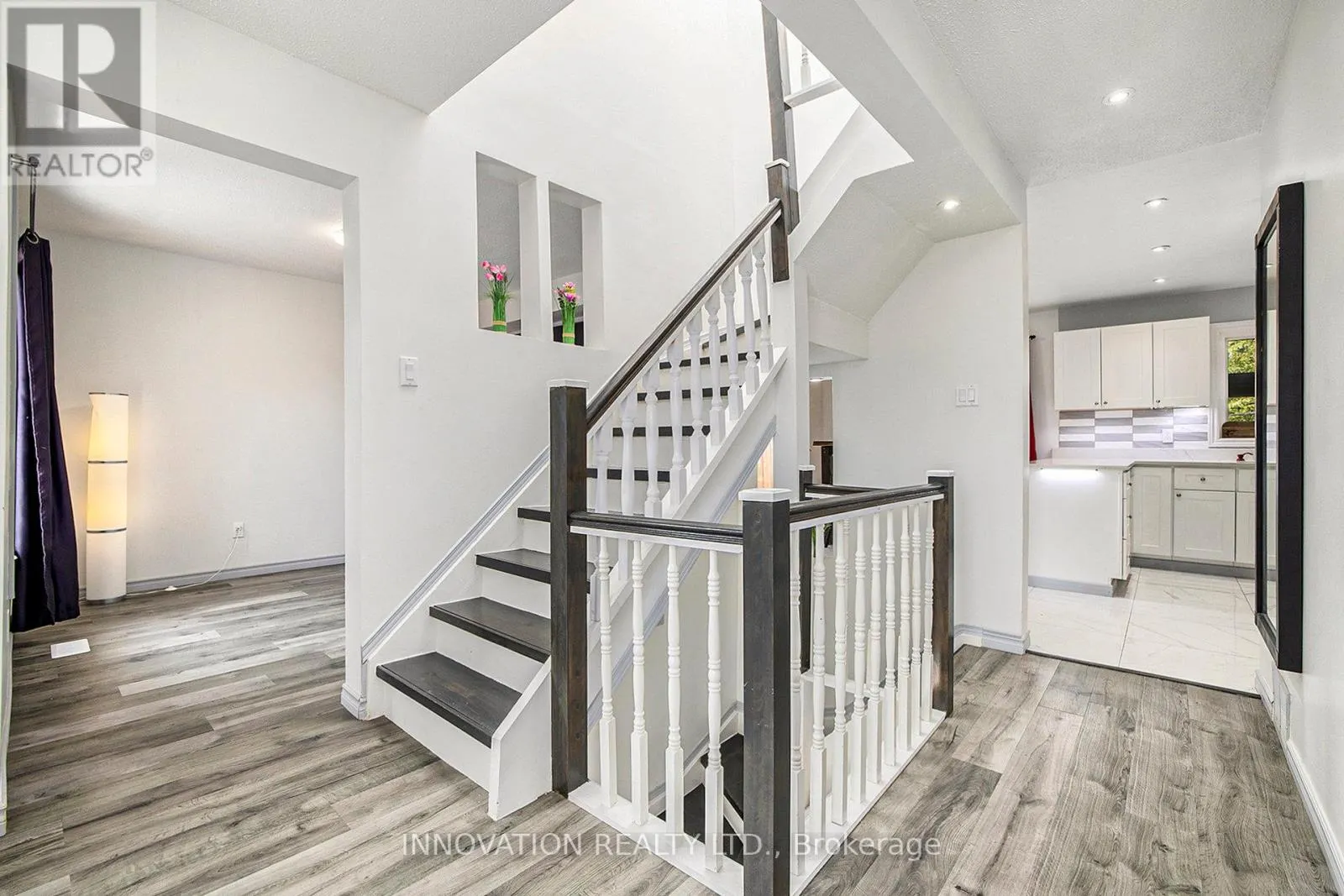 7 BERTON PLACE